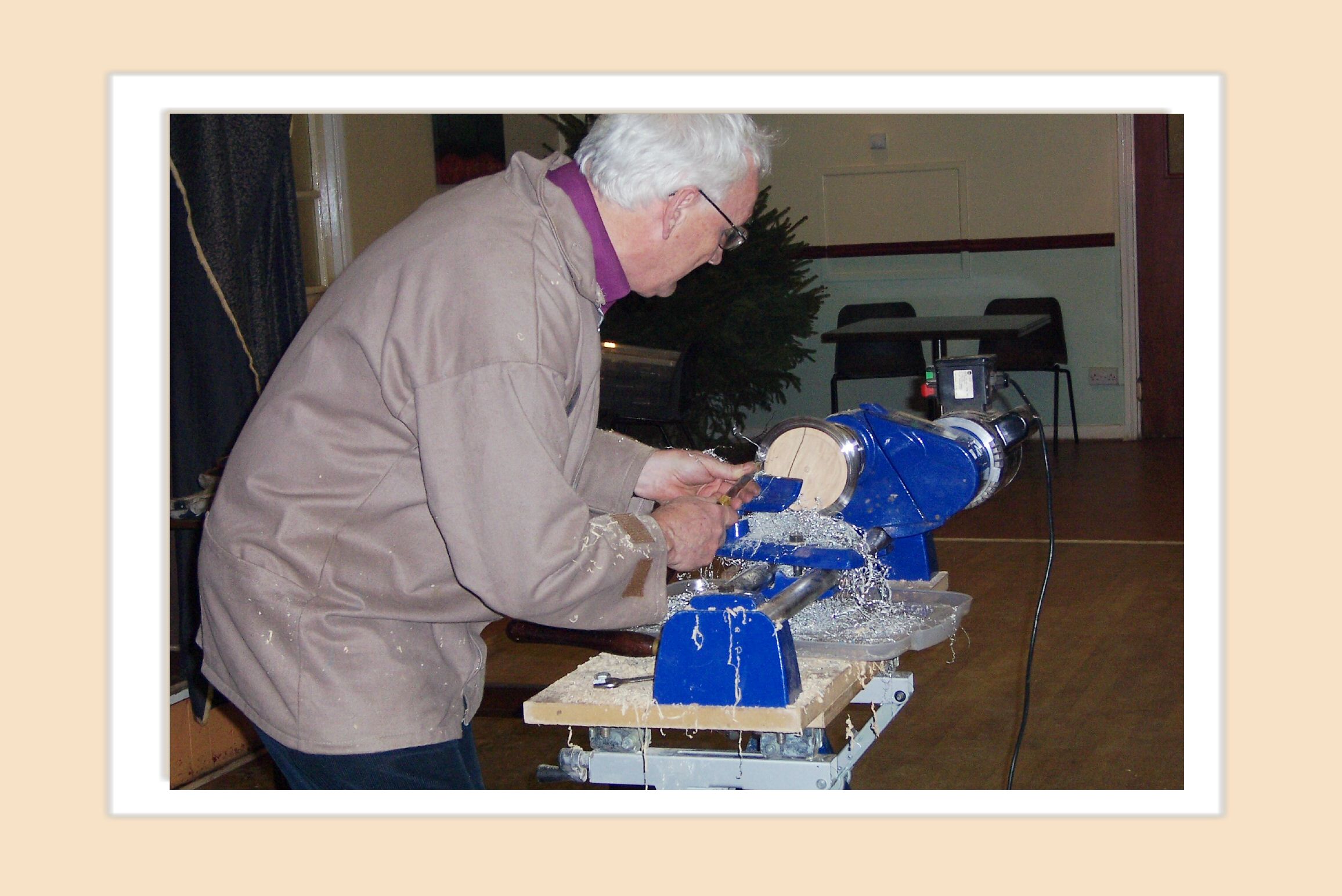 09-01-2006     Adrian Jocobs demonstrating special finishes