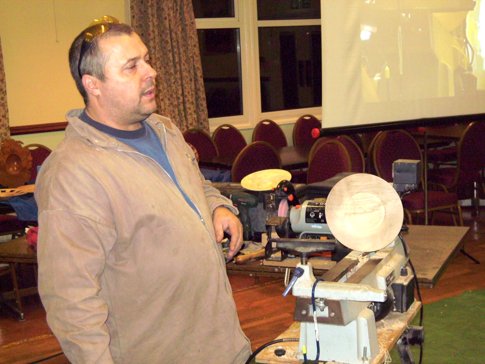 26-11-2007     Demonstration by Mick Hanbury