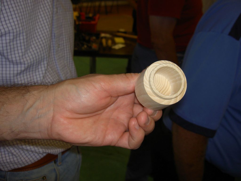 14-08-2006     Detail of Box