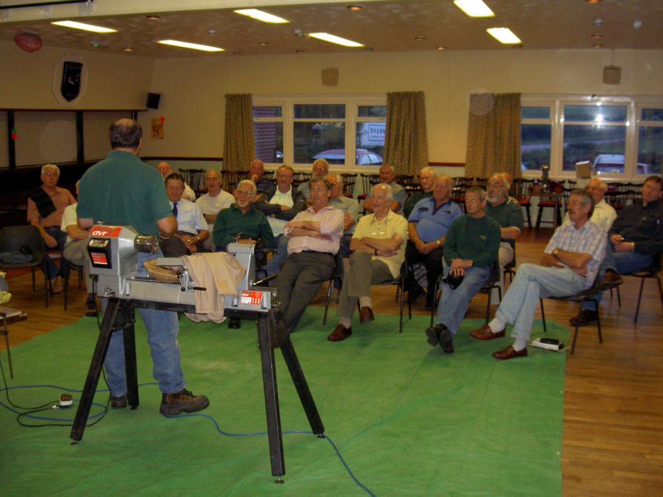 11-09-2006     Nigel Maddocks starts the meeting